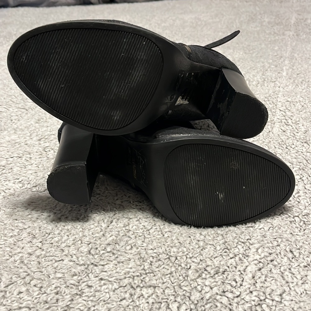 Booties - Picture 4 of 5